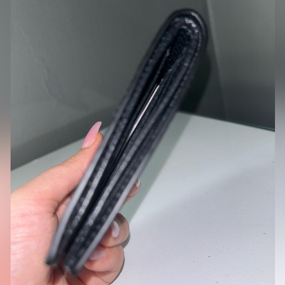 Gucci Jumbo GG bifold wallet brand new with COA - Picture 10 of 12